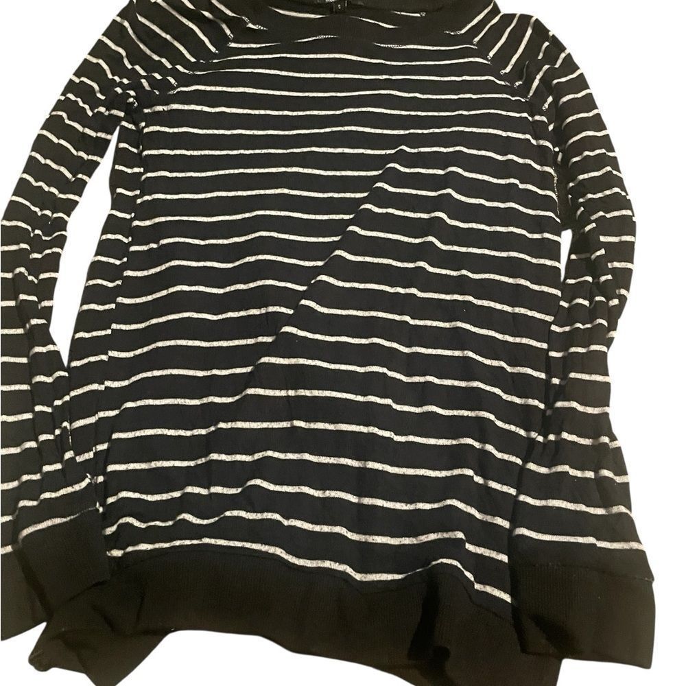 Ambiance size small Black and White Striped Women's Sweater excellent condition